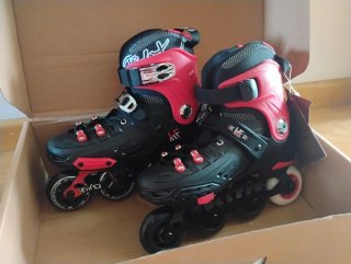 Patines KRF School Negros y Rojos