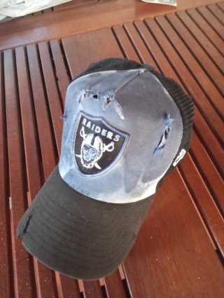 Gorra Raiders destroyed, Custom