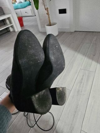Botines Negros con Cremallera Trasera