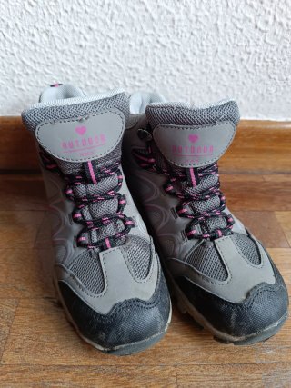 Botas de Montaña Gris y Rosa talla 31