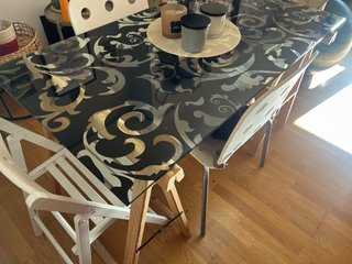 Mesa de Cristal con Caballetes de Madera + regalo.