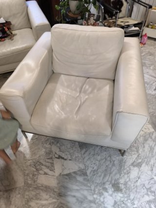 Sofá y sillón blanco