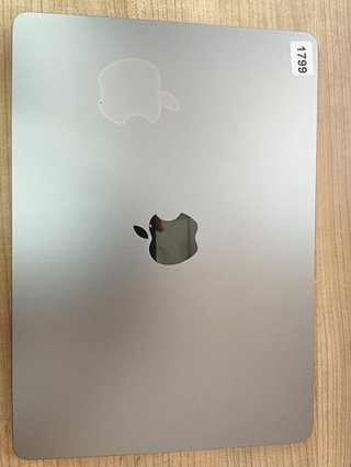 MacBook Air 16 GB RAM 13.6" 2022 M2 SSD 251 GB