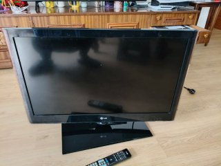 Televisión LG  32" (Averiada)
