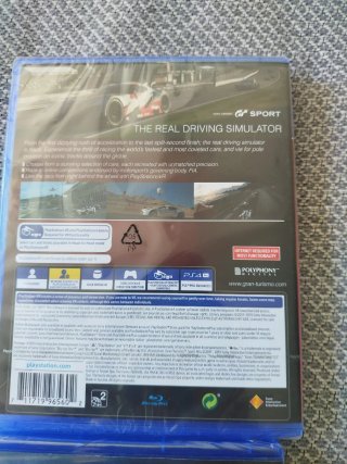 2 Giochi PS4 sigillati: Gran Turismo Sport e Dying Light 2 Stay Human
