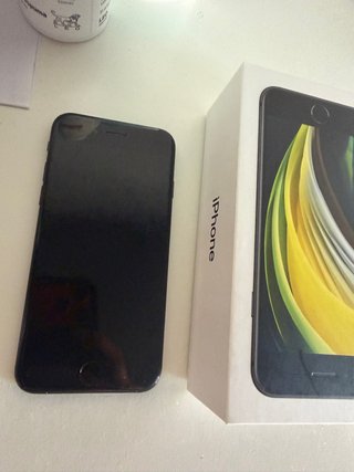 iPhone 8 Negro en Caja en un estado impecable