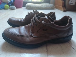 Zapatos de vestir marrones