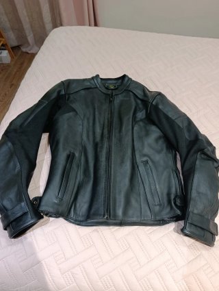 Chaqueta de Moto de Cuero Negra