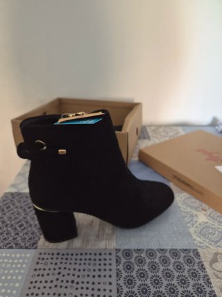Botines Negros de Mujer