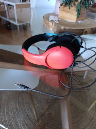 Cascos Nintendo Switch Rojos y Azules