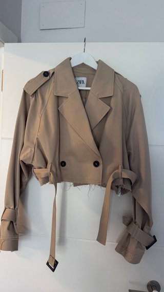 Trench corto Zara