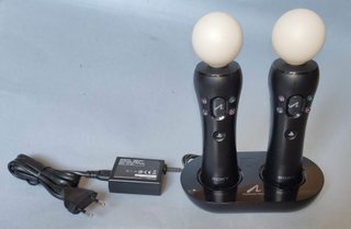 Coppia Sony PS Move con caricatore ufficiale
