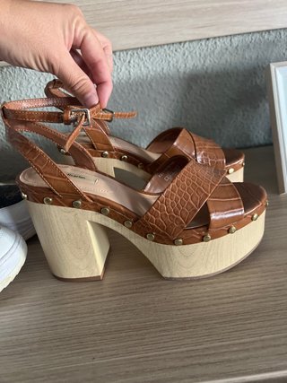 Sandalias de tacón Stradivarius