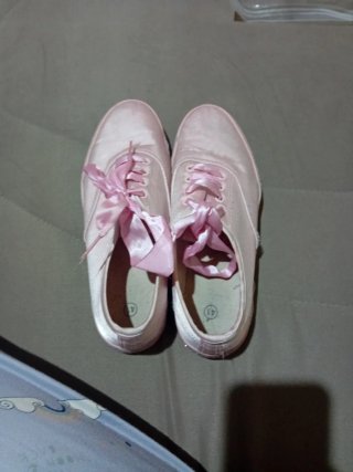Scarpe rosa numero 41