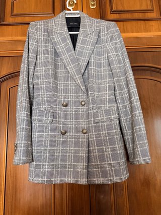 Americana Zara cuadros gris y beige