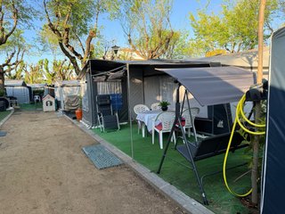 Caravana el parcela Camping la Masia
