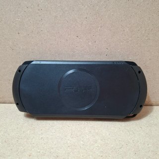 PSP Street E1004 con gioco e caricabatteria