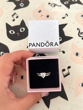 Anillo Pandora Corazón Talla 7.5