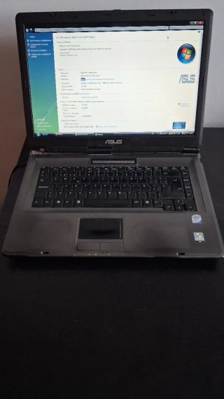 ASUS X51L Core 2 Duo 3GB RAM 250GB HDD + Cargador