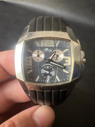 Reloj Lotus Cronógrafo Negro y Plateado