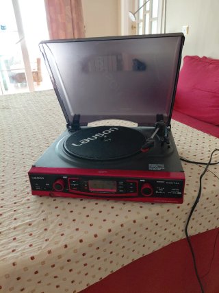 Tocadiscos Lauson Negro y Rojo
