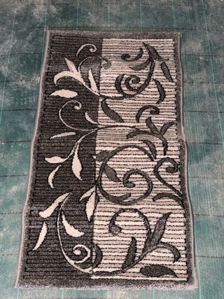 Alfombra con diseño floral