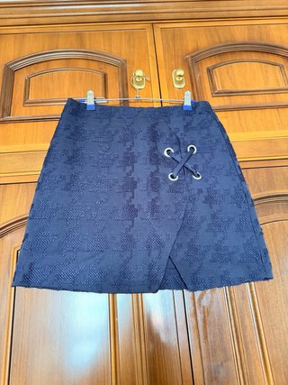 Minifalda Zara azul con lazada