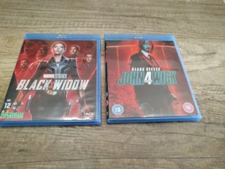 2 Películas Blu-ray: Black Widow y John Wick 4