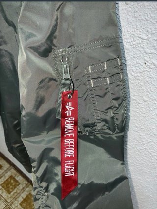 Chaqueta Bomber Alpha Industries MA-1 Verde