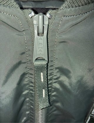 Chaqueta Bomber Alpha Industries MA-1 Verde