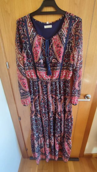 Vestido largo estampado manga larga