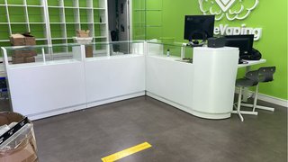 Mostrador rinconera 2 cuerpos + mesa auxiliar