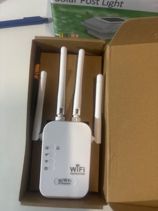 Repetidor y Extensor de Señal Wi-Fi