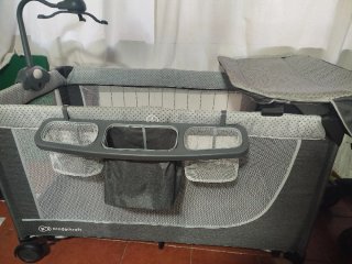 Cuna de viaje Kinderkraft dos alturas