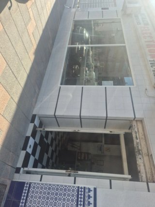 Se alquila local en mijas costa las lagunas 80mtr