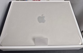 MacBook Air M4 512GB (Somos tienda-Con garantía)