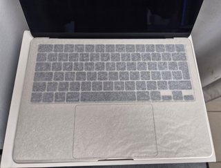 MacBook Air M4 512GB (Somos tienda-Con garantía)