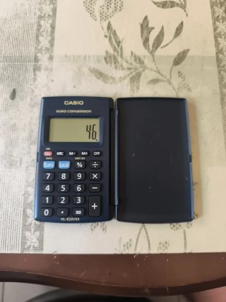 Calculadora Casio HL-820VER