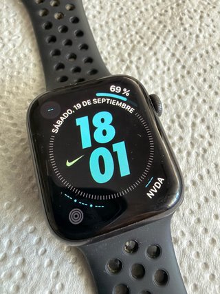 Apple Watch SE Nike 44mm (2022)