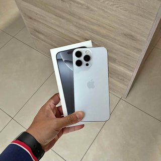 iPhone 16 Pro Max Blanco