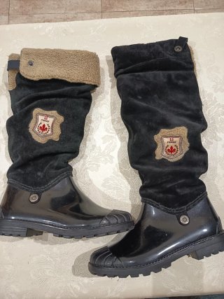 Botas de agua Rieker negras forradas