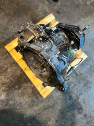 Caja de cambios Renault Master 2.5 PF6004