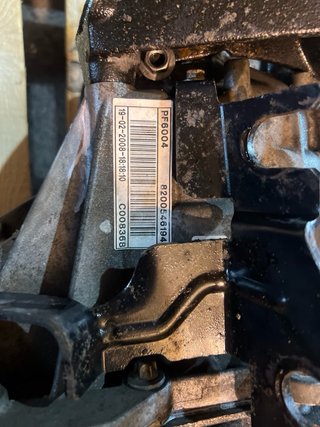 Caja de cambios Renault Master 2.5 PF6004