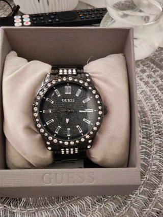 Reloj Guess Negro con Pedrería