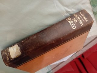 HISTORIA DEL TOREO. Nestor Lujan. 1954