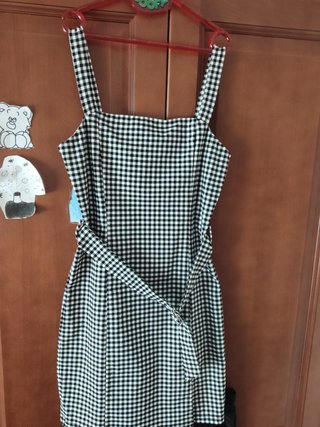 Vestido cuadros blanco y negro