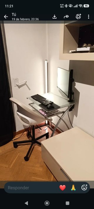 Mesa de escritorio de cristal espacio reducido