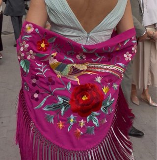 Mantón de Manila, Bolso y Zapatos Talla 39