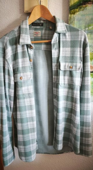 Camisa Faherty cuadros verde y blanco