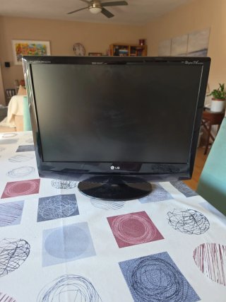 Monitor LG FLATRON M22940 Digital TV